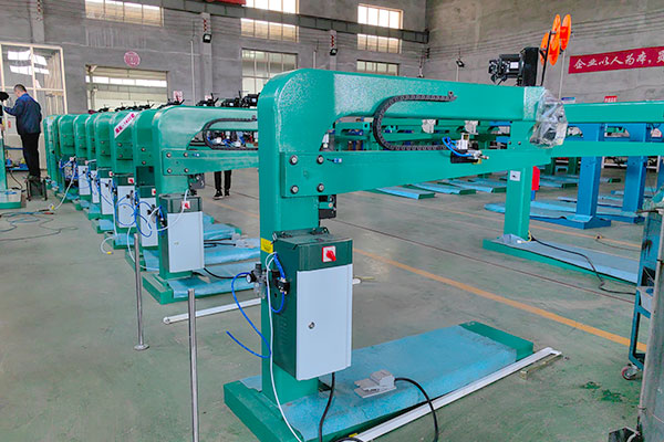WX-GDJ series manual servo control arm stitcher machine