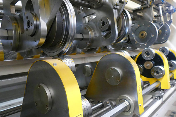 WX-NC Computerized thin blade slitter scorer machine